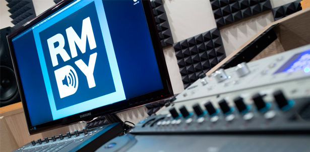 Запись песни для одного или компании до 4 человек в студии звукозаписи Remedy Records. **Скидка 50%**
. Москва - kupikupon.ru Запись песни для одного или компании до 4 человек в студии звукозаписи Remedy Records. **Скидка 50%**