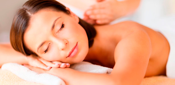 **Скидка до 91%** на 10 видов массажа и обертывания на выбор в spa-салоне Dias + пилинг тела или массаж лица травяными мешочками в подарок!. Москва - kupikupon.ru **Скидка до 91%** на 10 видов массажа и обертывания на выбор в spa-салоне Dias + пилинг тела или массаж лица травяными мешочками в подарок!