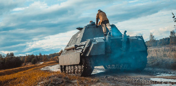 15, 30 или 60 минут катания на танке ПТ-САУ Jagdpanther для компании до 4 человек в военно-патриотическом клубе «Резерв». **Скидка до 50%**. Москва - kupikupon.ru 15, 30 или 60 минут катания на танке ПТ-САУ Jagdpanther для компании до 4 человек в военно-патриотическом клубе «Резерв». **Скидка до 50%**