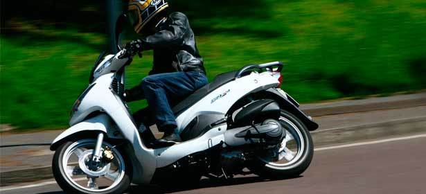 Маневренные, стильные скутеры Peugeot LXR 125. Пробкам вопреки. **Экономия 21000р.**. Москва - kupikupon.ru Маневренные, стильные скутеры Peugeot LXR 125. Пробкам вопреки. **Экономия 21000р.**