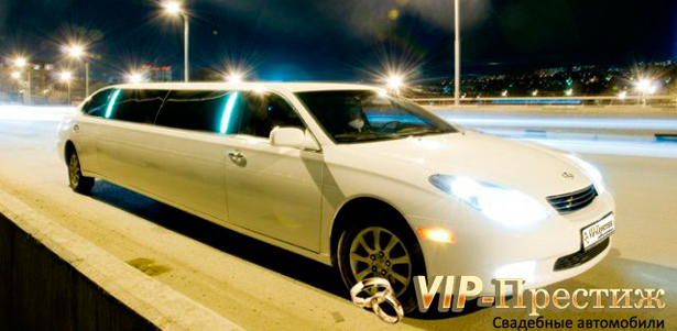 Романтические или pre-party поездки на лимузине Lexus ES 300 с камином для компании до 10 человек от праздничного агентства VIP-престиж. **Скидка до 51%**. Москва - kupikupon.ru Романтические или pre-party поездки на лимузине Lexus ES 300 с камином для компании до 10 человек от праздничного агентства VIP-престиж. **Скидка до 51%**