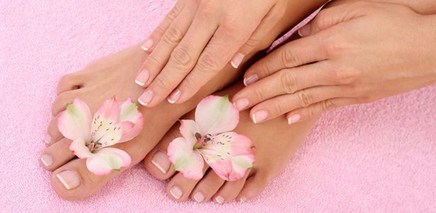 Европейский или классический маникюр и педикюр с покрытием Shellac или Vinylux CND в салоне красоты Nails For You. **Скидка до 80%**. Москва - kupikupon.ru Европейский или классический маникюр и педикюр с покрытием Shellac или Vinylux CND в салоне красоты Nails For You. **Скидка до 80%**