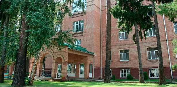 Проживание для двоих в пансионате «Малаховка» или отдых по оздоровительной программе «Оздоровление и релаксация». Трехразовае питание, тренажерный зал, сауна, детская комната, мини-зоопарк, wi-fi. **Скидка до 47%**. Москва - kupikupon.ru Проживание для двоих в пансионате «Малаховка» или отдых по оздоровительной программе «Оздоровление и релаксация». Трехразовае питание, тренажерный зал, сауна, детская комната, мини-зоопарк, wi-fi. **Скидка до 47%**