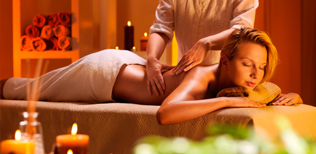 Массаж на выбор и аренда VIP-сауны на 2 или 4 часа в spa-комплексе «Клюква». **Скидка до 58%**. Москва - kupikupon.ru Массаж на выбор и аренда VIP-сауны на 2 или 4 часа в spa-комплексе «Клюква». **Скидка до 58%**