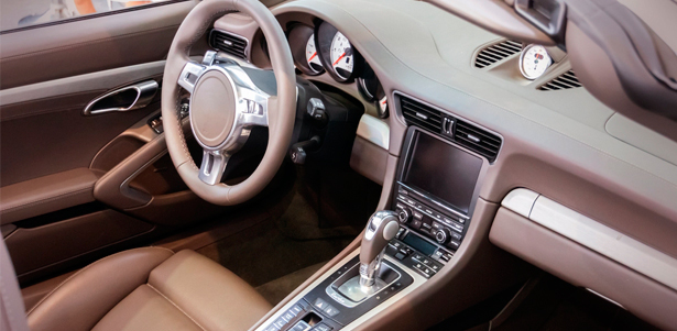 Химчистка потолка, сидений, обшивки дверей, пола и не только в автосервисе AvtoZona со **скидкой до 51%**