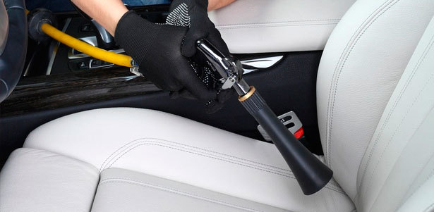 Комплексная химчистка салона автомобиля аппаратом Tornador в автосервисе «Broker СТО». **Скидка 50%**