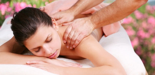 Классический, сегментарный, рейки-массаж, энерготерапия позвоночника по методу Гоча в салоне Koko: 1, 3 или 5 сеансов. **Скидка до 84%**