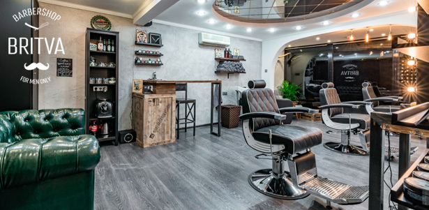 Услуги сети барбершопов Britva: мужская или детская стрижка, бритье опасной бритвой, камуфляж седины, моделирование бороды и многое другое! **Скидка 30%**