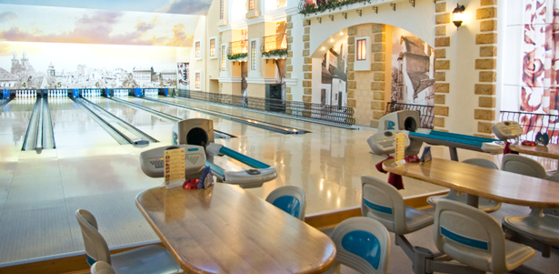1 или 2 часа игры в боулинг для компании до 6 человек в будние, выходные и праздничные дни в развлекательном центре «Альмак». **Скидка до 75%**
