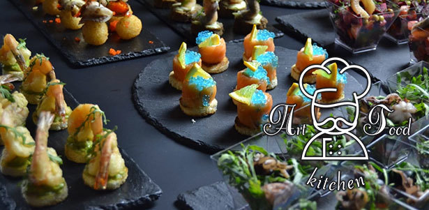 Фуршетные сеты от компании ArtFood Kitchen: канапе, брускетты, рулетики, сэндвичи и не только! **Скидка 60%**