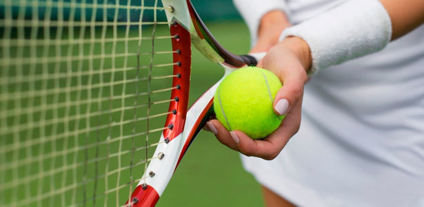 Индивидуальные или групповые занятия большим теннисом для взрослых и детей в теннисном клубе Profi Tennis Group. **Скидка 50%**