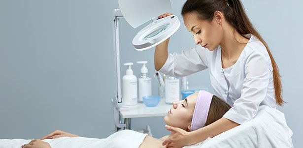 Элос-лечение «Антиакне» и элос-омоложение кожи в студии косметологии AMLA. **Скидка до 89%**