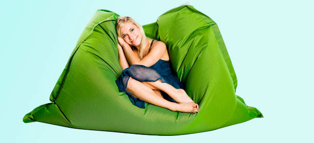 Бескаркасная мебель: пуфики, подушки, кресла, столики и многое другое в интернет- магазине «Мир Уюта». Скидка 60%!