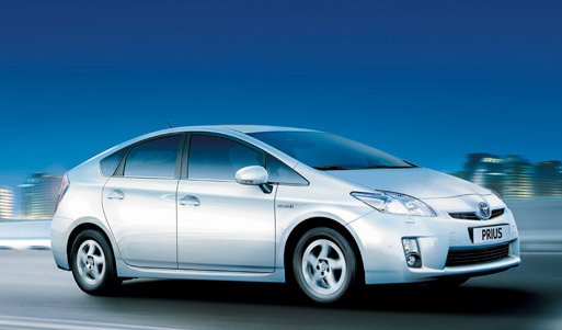 Автомобили Toyota со скидкой в «Тойота Центре Невский»: <font color="#38aac2"><b>Rav4, Auris, Prius, Camry</b></font>. А какую лошадку оседлаете вы?