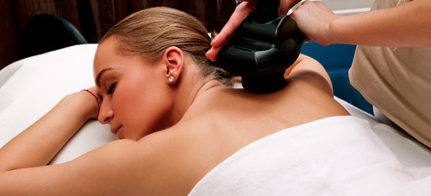 Обучение аппаратным методикам коррекции фигуры в центре профессионального обучения «Ива». Талантливым мастерам - трудоустройство! **Скидка до 76%**