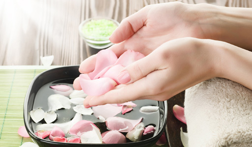 Коллагеново-витаминный уход для подтягивания и нежности кожи рук «Бархатные ручки» от салона красоты Healthy Joy. Заплатите <font color="#759300"><strong>470</strong> р. вместо <strong><s>1350</s></strong> р.</font>