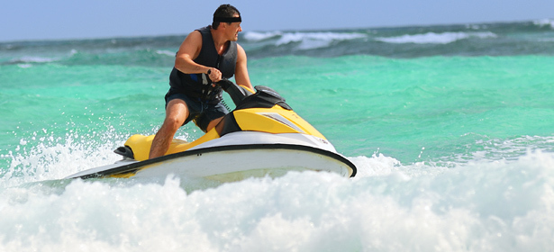 Аренда двухместных гидроциклов на 45 минут для 1, 2 или для компании до 4 человек от компании naplyaju.ru. **Скидка до 68%**  
