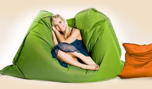 Бин-бег со <b><font color="#759300">скидкой 71%</font></b> или гамак со <b><font color="#759300">скидкой 50%</font></b> от компании Bbegi! Приятные мелочи, которые делают жизнь на даче еще приятней!