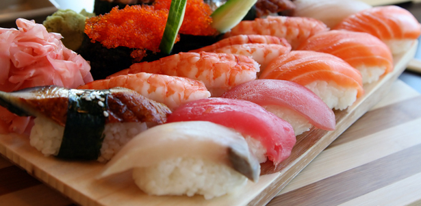 Суши-сеты от суши-бара «Инь-Янь» со **скидкой 60%**. Вкуснейшие суши, оригинальные соусы, оперативная доставка. Побалуйте себя отличной кухней!