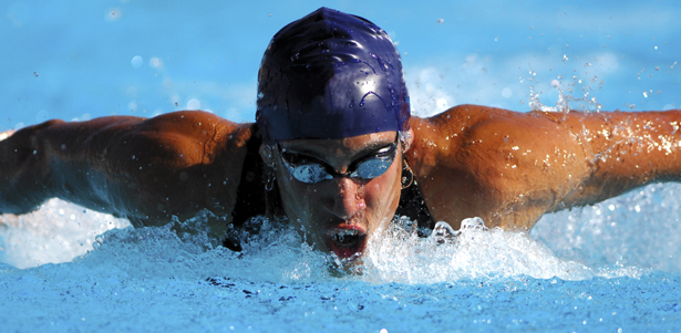 Абонемент на 1 или 3 месяца свободного посещения бассейна «Петроградец» со **скидкой до 47%**