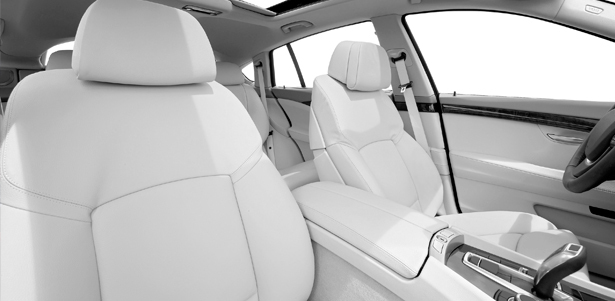 Профессиональная химчистка салона автомобиля в автомастерской No Name. Химчистка пола, всех сидений, панели приборов, дверей, воздуховода, стоек и потолка, чистка пылесосом и протирка стекол. **Скидка 73%**