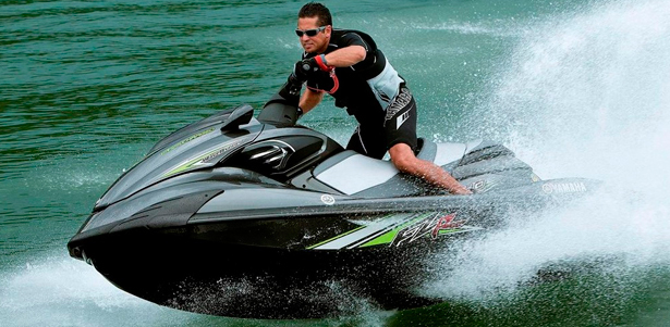 Прокат гидроцикла для одного или двоих от компании «На гидрике!». Незабываемые приключения и море адреналина! **Скидка 43%**
